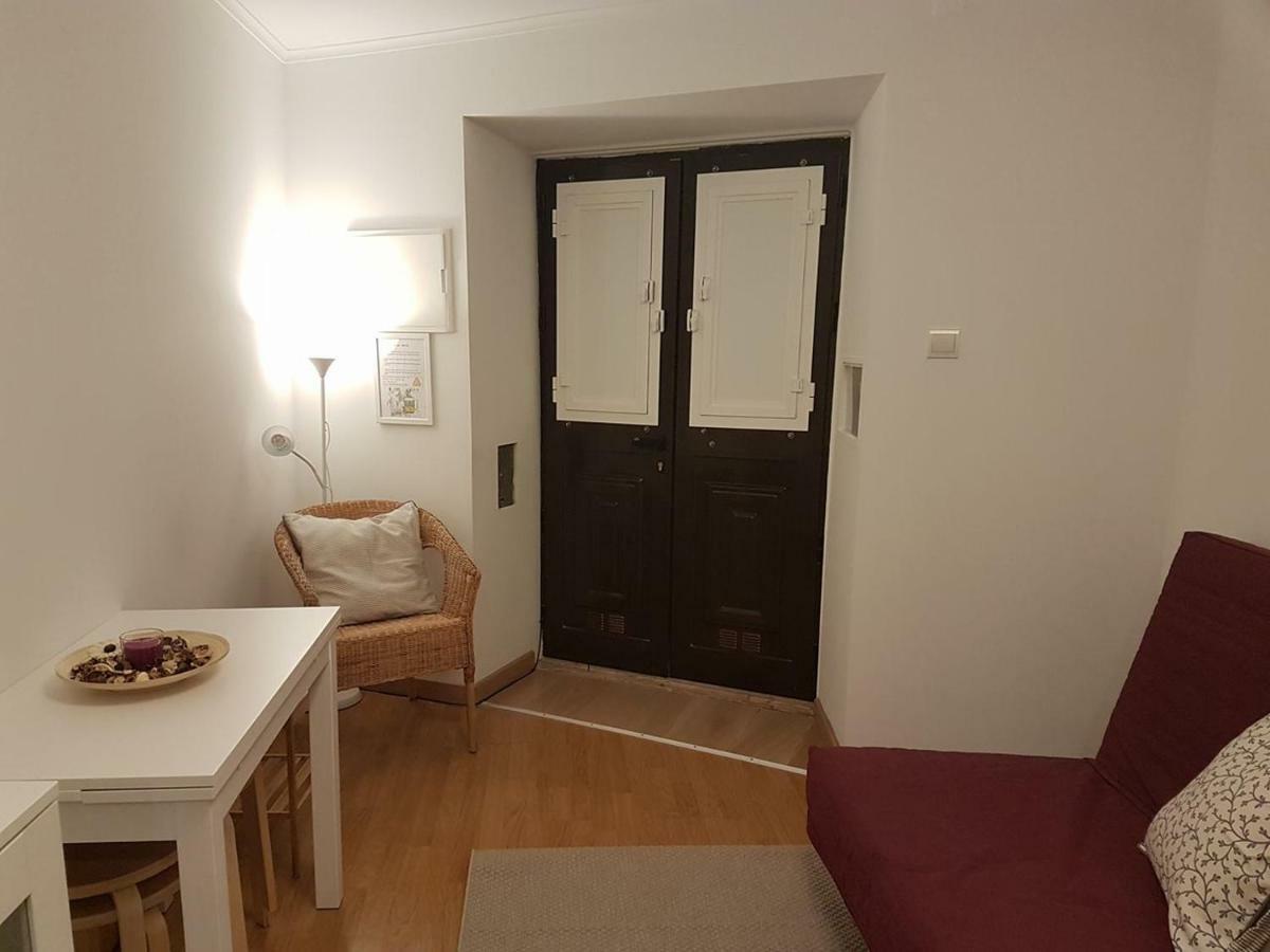 Stay In The Heart Of Alfama! Lisabona Exterior foto